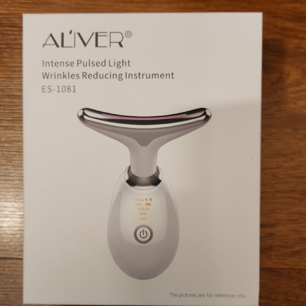 Intense Pulsed Light Wrinkles Reducing Instrument - White